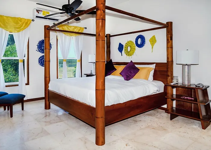 Residences At Barrier Reef Unit 2b Oceanview 2 Bedroom By Floreo Holiday home