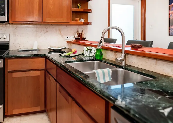 Residences At Barrier Reef Unit 2b Oceanview 2 Bedroom By Floreo Holiday home *
